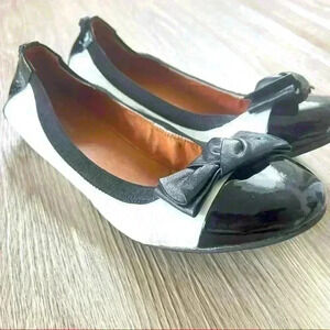 RUDSAK BLACK WHITE FLAT LEATHER LOAFERS ROUND  TOE FLAT SHOES SIZE 38